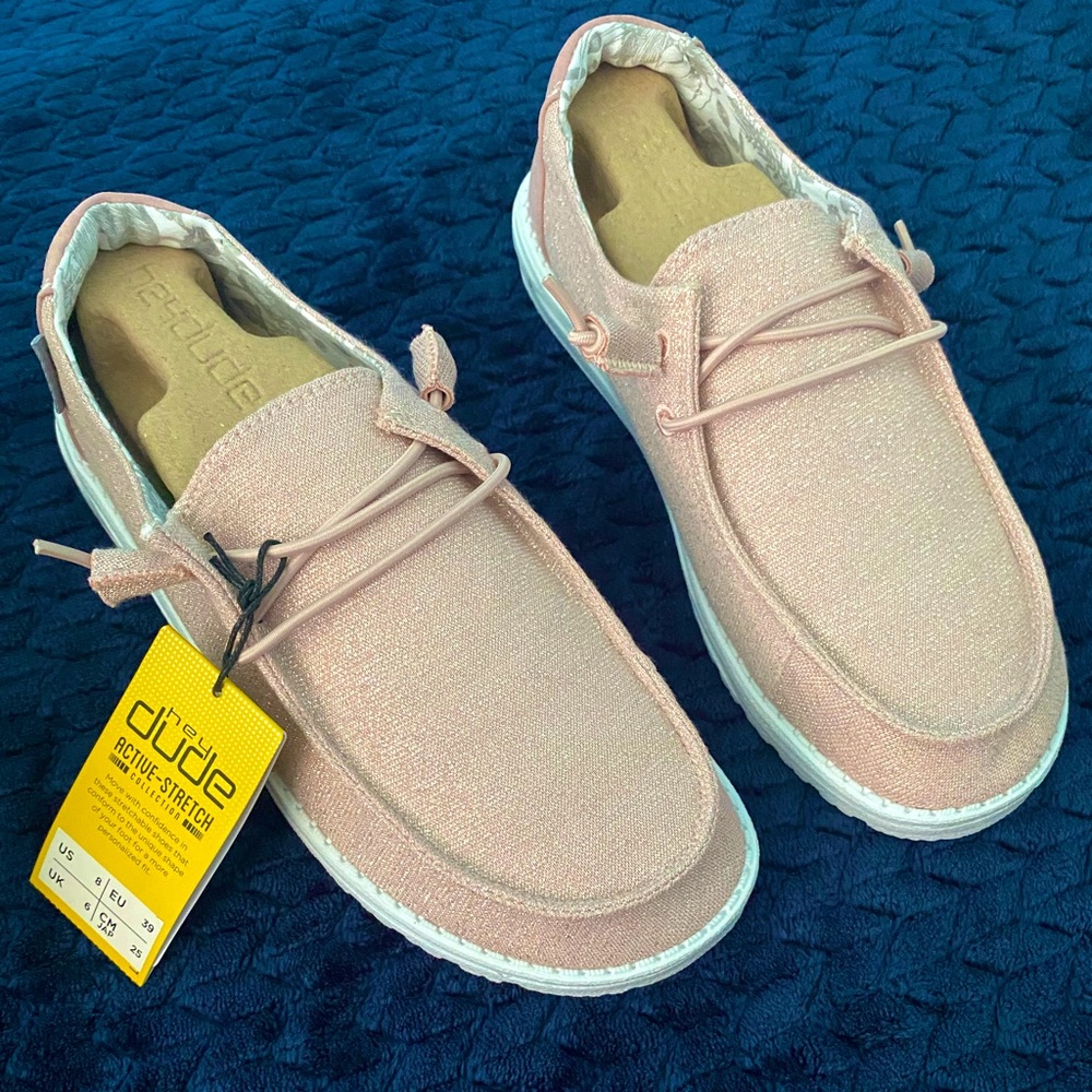 💓💓BRAND NEW SPARKLING PINK HEY DUDES💓💓